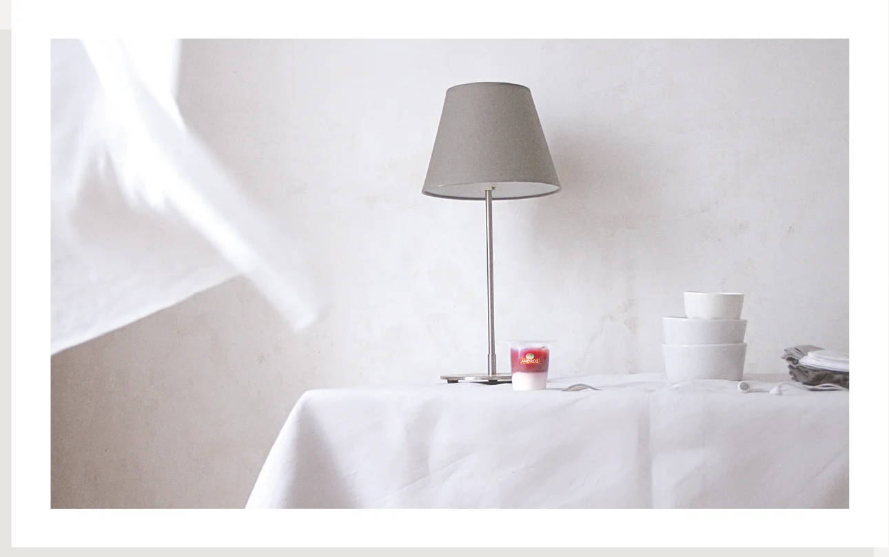 LA-FRAMERIE-BRANDING-identite-de-marque-Relation-presse-Yaourt-Andros-photographie